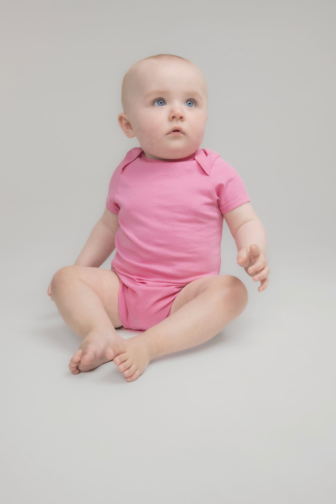 Baby Kurzarmbody aus Bio-Baumwolle – Natürlich & ideal als Geschenk zur Babyparty inkl. Stick